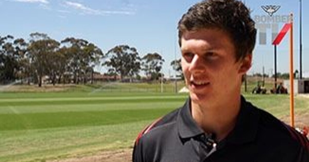 Aylett arrives at new home