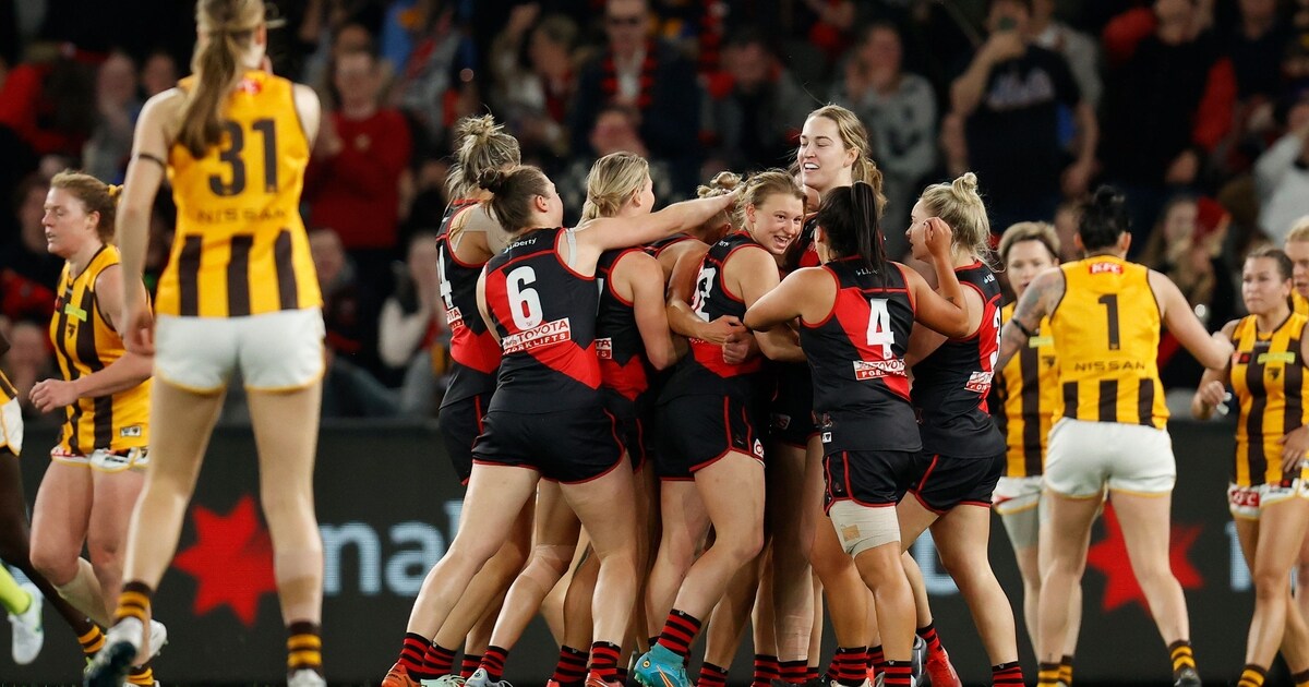 AFL and AFLPA finalise terms for player movement period ahead of AFLW